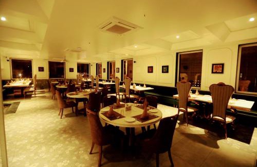 Jaipur Resort | Stardom Resort Jaipur