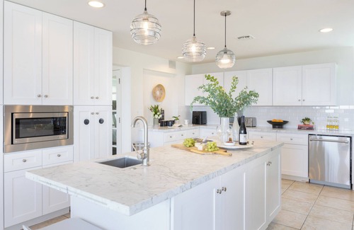 Western Malibu Villa | Stardust by AvantStay | Views, Hot Tub, Pool Table