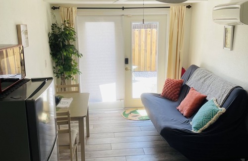 Florida Ridge Apartment | Starfish Studio All private