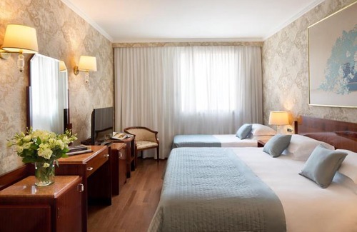 Oltretorrente Hotel | Starhotels Du Parc