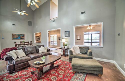 Starkville House | Starkvegas Clubhouse about 2 Mi to MSU Campus!