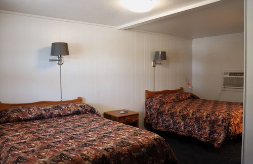 Springfield Hotel | Starlite Motel