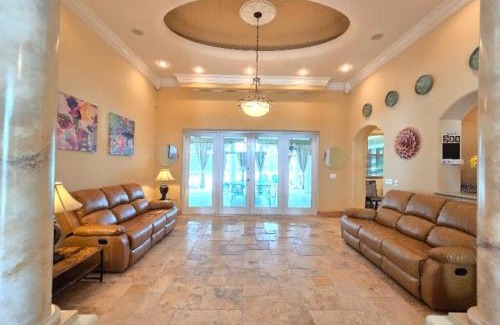 Kissimmee Villa | Stars Manor-Disney-Universal-Pool-22people