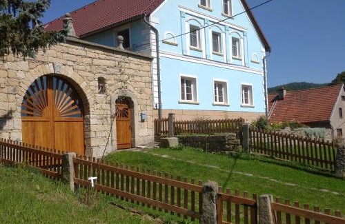 Machov House | Statek Bílý Dvůr