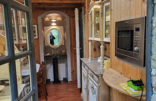 Croisy-sur-Andelle Ski Chalet | Station located in the Andelle valley with space to relax