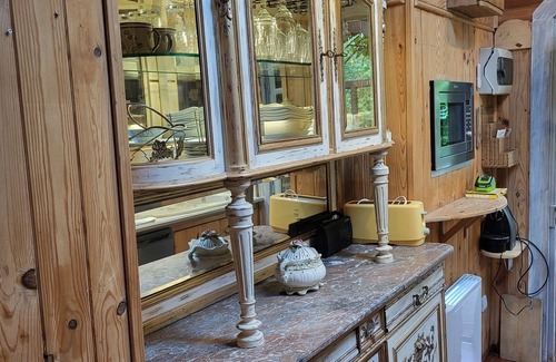 Croisy-sur-Andelle Ski Chalet | Station located in the Andelle valley with space to relax