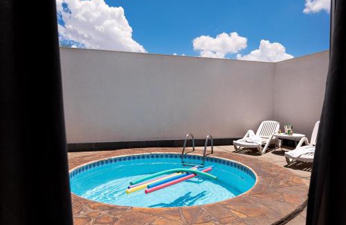 Madre Gertrudes Hotel | STATUS Motel