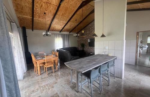 Oudtshoorn Apartment | Stay@51 Botha