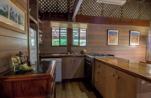 Mission Beach Villa | Stay at ‘Banfield 3'