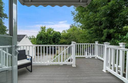 Wayne House | # Stay At Our Tasteful, Private, & Elegant Abode #