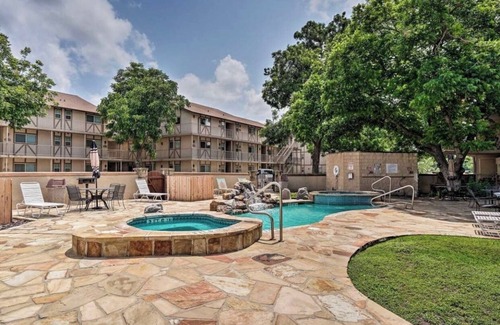 New Braunfels Condo | STAY AWHILE!