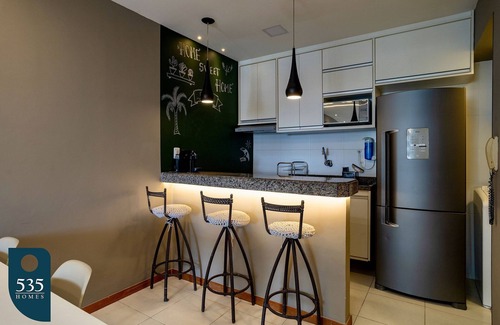 Caminho das Arvores Apartment | Stay comfortably next to Salvador Shopping