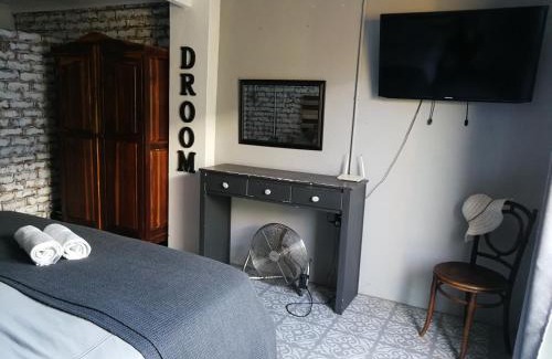 Oudtshoorn House | Stay @ Dudok