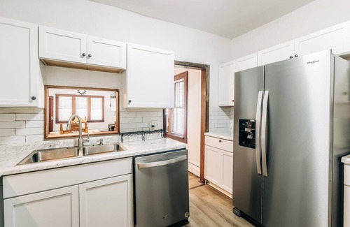 Ericsson House | Stay in Comfort, Explore with Ease – Your Ideal Minneapolis Getaway!