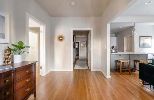 Kerns House | Stay Portland - Classic Craftsman Stay - 2BR - 2BA - Portland Charm