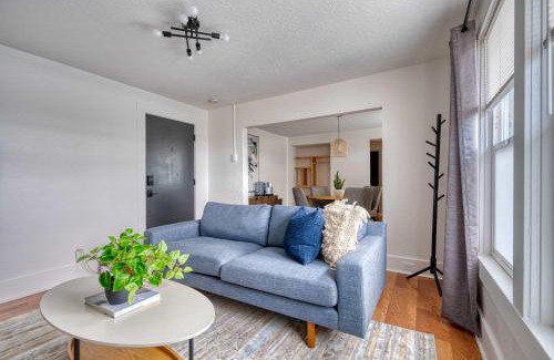 Buckman Neighborhood Apartment | Stay Portland - La Casa Burnside - Local Eateries, Shops, and Bars