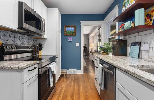 Rosedale House | Stay & Relax|Near KU|30+ Day Stays Only|Hot Tub