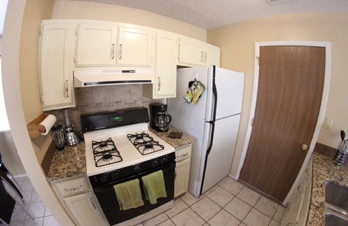 Rio Rancho Apartment | Stay With Us in Rio Rancho! Balloon Fiesta Shuttle Close. 2 REAL QUEEN BEDS!