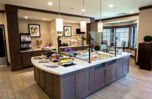 Newtonville Hotel | Staybridge Suites Albany Wolf Rd-Colonie Center by IHG