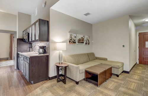 Downtown Baltimore Hotel | Staybridge Suites Baltimore - Inner Harbor by IHG