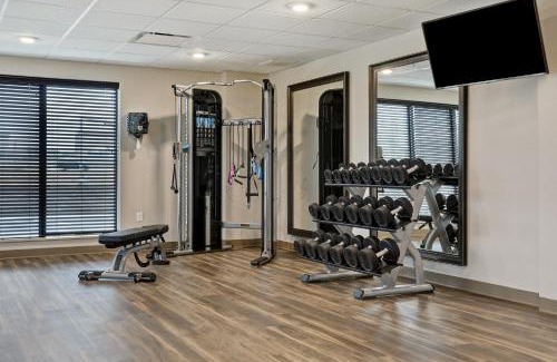 Overland Park Hotel | Staybridge Suites - Overland Park - Kansas City S by IHG