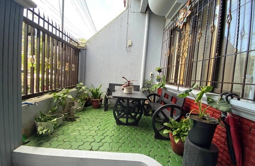 Tagaytay House | Staycation house near Sky Ranch & Taal Vista Hotel