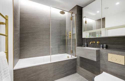 St. Pancras and Somers Town Apartment | StayCozy at King's Cross