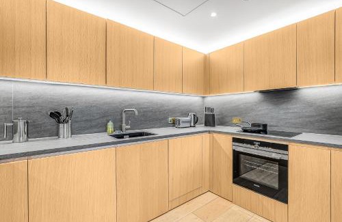 St. Pancras and Somers Town Apartment | StayCozy at King's Cross