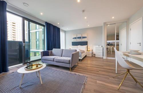 London Borough of Hounslow Apartment | Stayo Kew Gardens