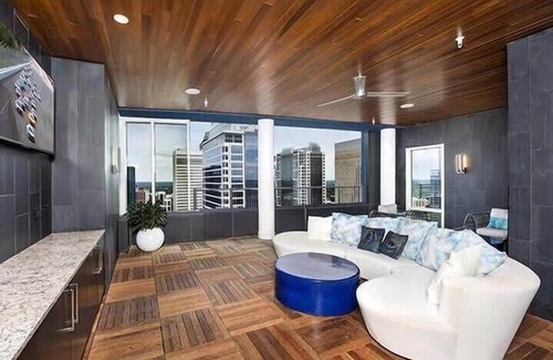 Charlotte Center City Condo | StaysByWalker Studio-King Bed! Roof Top Pool! Gym!