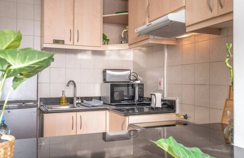 Discovery Gardens Apartment | StayShort - Bright & Cozy Studio - Discovery Gardens Stay