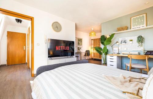 Loebtau Apartment | StayTime - Atelier Loft
