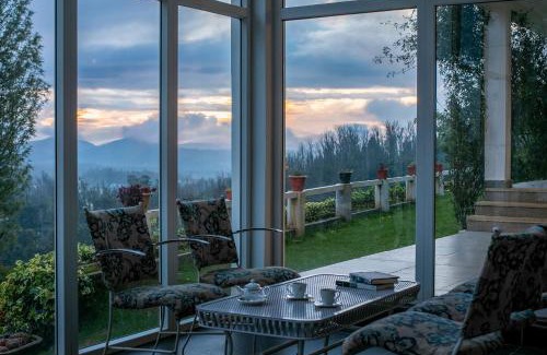 Pudumund Villa | StayVista at The Lilly Ooty with Breakfast