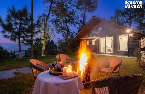 Solan Villa | StayVista at Walk in the Woods