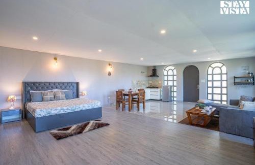 Solan Villa | StayVista at Walk in the Woods