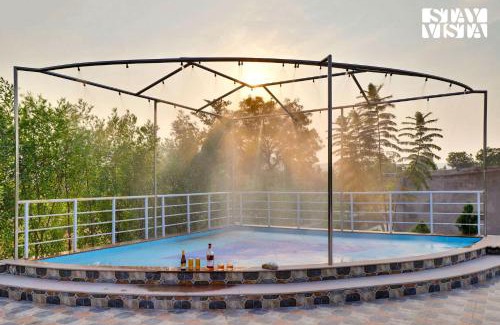 Hingana Villa | StayVista's Green Embrace - Villa in Bor Tiger Reserve with Swimming Pool, Rainshower, Terrace & Lawn