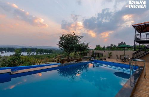 Nashik Villa | StayVista's Harvest Haven - Pool-View Villa with Deck & Machan near Sula