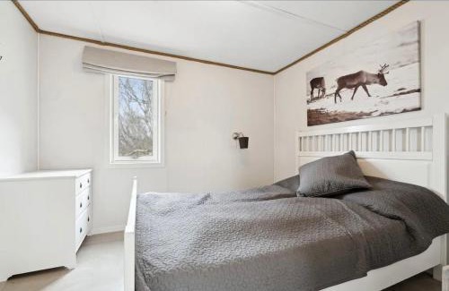 Rossoya House | Steigen Cabin North