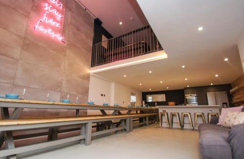 Brighton City Centre House | Steine House - Central- by Brighton Holiday Lets