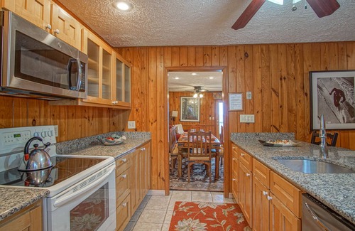 Snowshoe Condo | Stemwinder 6A, 3 Bedrooms Plus Bonus Sleeping Alcove, 2 1/2 Baths