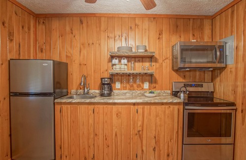 Snowshoe House | Stemwinder 6B 1 Bedroom, 1 Full Bath, Slope Side