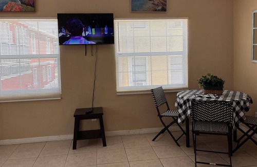 East Daytona Apartment | Step to the Daytona Beach