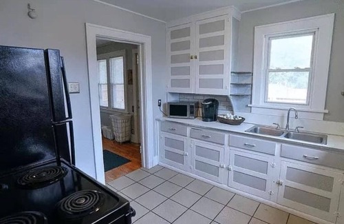 Roseland House | Steps from Notre Dame, complete with workout studio