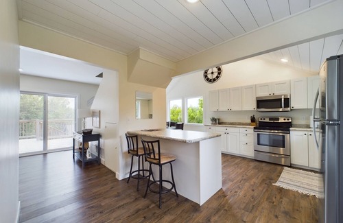 Glenwood House | Steps to Lake Minnewaska, downtown & city Splash Pad! Lake Minnewaska/Glenwood