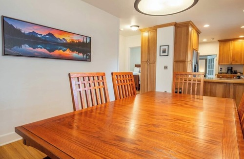 Manito House | Steps to Manito Park | Home + Private Suite