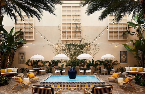 Pasadena House | Steps to Pasadena Museum of California Art! 3 Affordable Units, Parking, Pool!