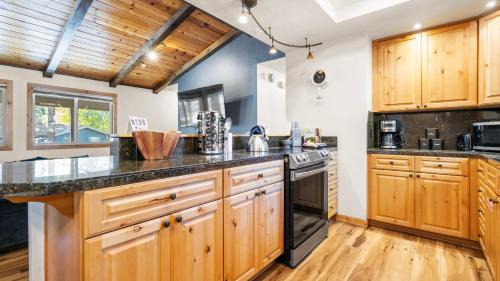 Mountain View Estates House | Steps to Trails Minutes to Heavenly Fireplace Deck BBQ Bluewood Cabin by AvantStay