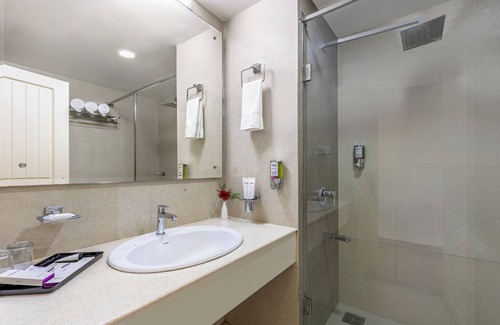 East Nada Resort | Sterling Darshan Guruvayur