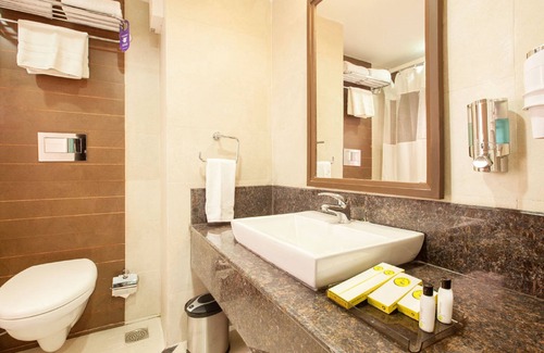 Kandal Hotel | Sterling Ooty Elk Hill