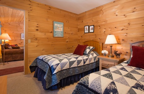 Jeffersonville Hotel | Sterling Ridge Resort